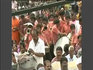 'Laksha Gala Gosha' adds strength to Samaikyandhra movement - Sakshi