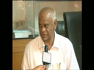 Justice P Laxman Reddy Condemns Jagan's Bail linking with Politics - Sakshi
