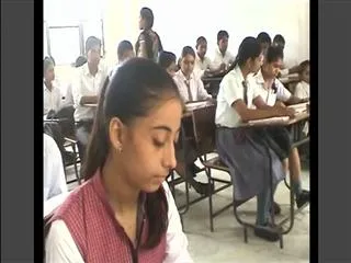 2 Indians gets awarded on 'Malala Day' - Sakshi