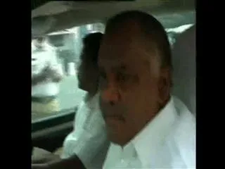 Seemandhra minister not interested in kiran kumar reddy meeting - Sakshi