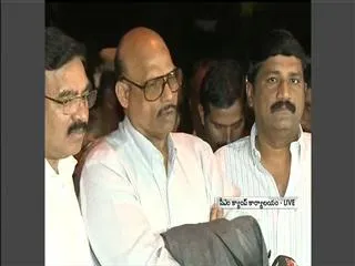 TG Venkatesh to respond on CM Kiran's resignation - Sakshi