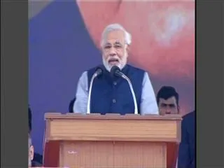 Narendra Modi slams rule of Samajwadi Party - Sakshi