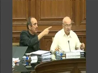 seemandhra mps suspension drama under high command - Sakshi