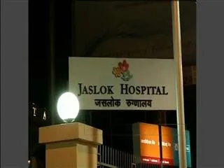 Mumbai: Five men allegedly gangrape a 23-year-old photographer - Sakshi