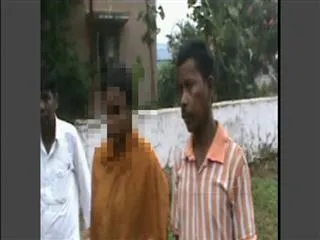 Tribal girl kills man after rape attempt - Sakshi