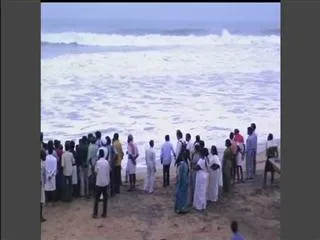 Cyclone Phailin threatens 12 million, says disaster authority - Sakshi