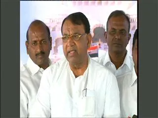 kiran,chandrababu playing match fixing games says pocharam - Sakshi