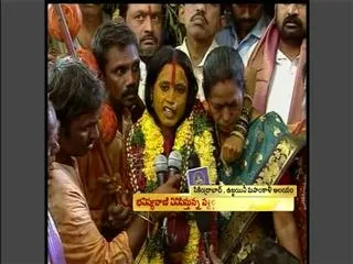 Rangam (Bhavishyavani) at Bonalu festival - Sakshi