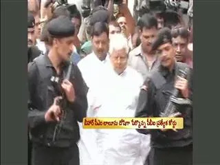 Fodder scam: Lalu Prasad Yadav, 44 others convicted; sentencing set for Oct 3 - Sakshi