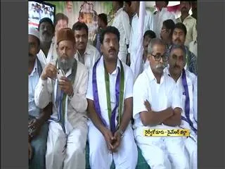 Railway Koduru MLA Srinivasulu indefinite hunger strike continue for third day - Sakshi