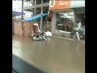 Heavy rain lashes coastal Andhra and Rayalaseema regions - Sakshi