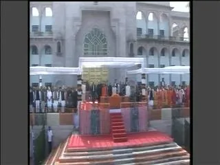 Vasundhara Raje takes oath as Rajasthan Chief Minister - Sakshi