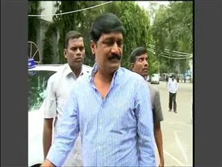 Ministers Ganta Srinivasrao Erasu Pratap Reddy Meets Governor - Sakshi