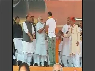 Olympic hero Rajyavardhan Singh Rathore joins BJP - Sakshi