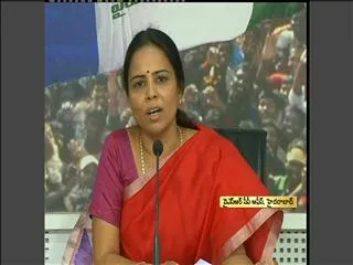 Shoba Nagi Reddy fires on Chandrababu Nadiu - Sakshi
