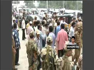 Tight security at chanchalguda jail main gate - Sakshi