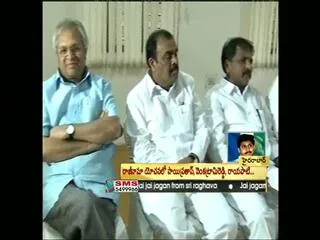 Simandhra Congress MPs plan to resign? - Sakshi