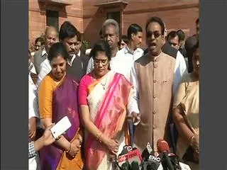 seemandhra central ministers demand gom to make hyderabad ut - Sakshi