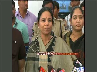 YSRCP Leader Shobha Nagi Reddy comments on CM Kiran - Sakshi
