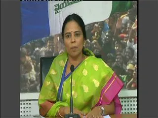 Sobha nagi reddy takes on congress party and telugu desam party - Sakshi