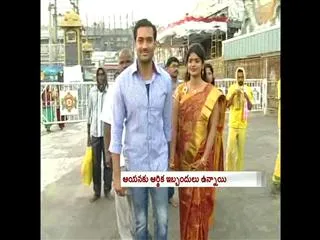 uday kiran's wife vishita says they were in love one and half year before their marriage - Sakshi