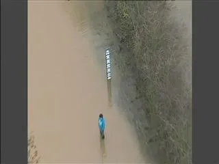 High winds, waves and tides bring flooding to Britain - Sakshi