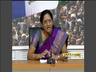 YSRCP Leader Vasireddy Padma fire on CM Kiran - Sakshi