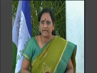 dharmana prasada rao two more to join in ysr congress party on 9th vasireddy padma - Sakshi