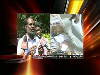 Vijayamma blames Kiran government for farmers' woes - Sakshi