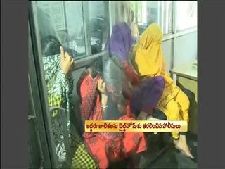 Hi-tech Prostitution busted in Vizag - Sakshi
