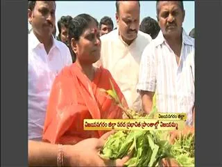 ys vijayamma gives to report over corp damage - Sakshi