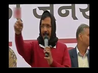 AAP could get thumping majority in Delhi - Sakshi