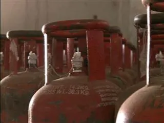 Gas agencies distributing political  issue - Sakshi