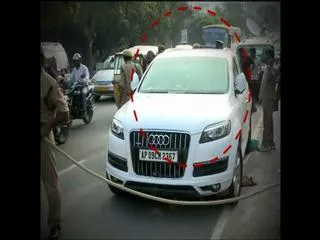 Top pharma company exec shot at in Hyderabad - Sakshi