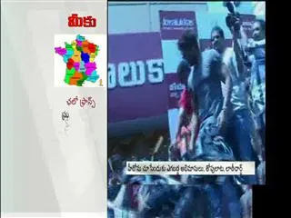 Allu Arjun opening joy alukkas jewellery show room at Tirupati - Sakshi