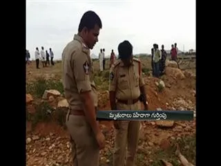 Woman Brutally Murdered In Anantapur District - Sakshi