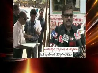 Governor's secretary AN Roy enquiring RTO checkpost - Sakshi