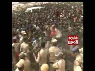 Stampede in Army recruitment - Sakshi