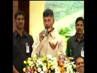 chandra-babu-vows-to-develop-vizag-as-i-t-hub - Sakshi