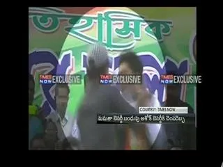 Mamata Banerjee's nephew slapped at public meeting in Midnapore - Sakshi