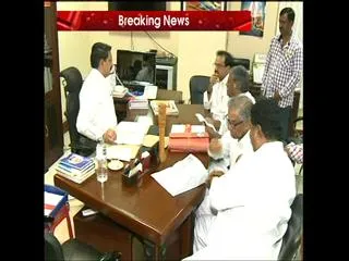 YSRCP complaint against Magunta Srinivasulu Reddy to EC - Sakshi