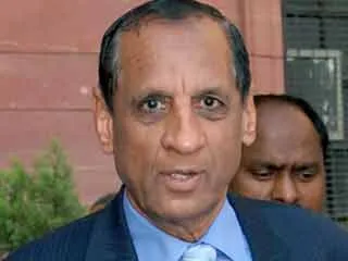 governor intervention on liquor scam - Sakshi