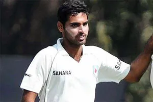 Bhuvaneswara Kumar team India's raising star - Sakshi