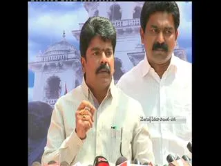 Bonda Umamaheswara Rao slams ysrcp - Sakshi