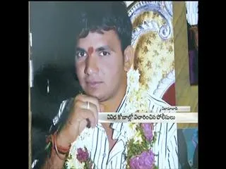 Bride escaped from marrige over Dowry issue in Nizamabad - Sakshi