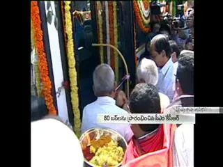 CM KCR opens 80 new buses in Hyderabad - Sakshi