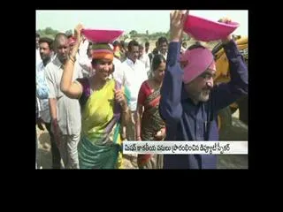 Restoration of Ooda Cheruvu begins - Sakshi