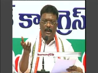 Congress Leader Sravan fires on TRS - Sakshi