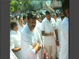 seemandhra congress leaders learn to marketing strategies - Sakshi