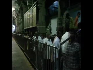 Constable over action on devotees in Srikalahasti - Sakshi